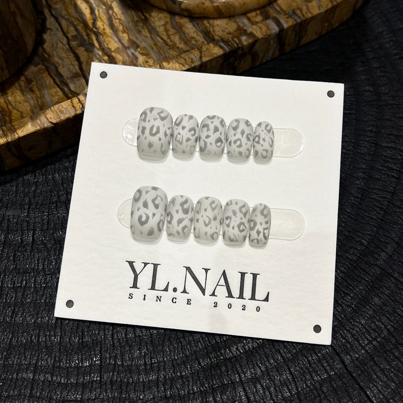 【Yl.Nail Low Saturation Gray】Handmade Nail Tips ins Unique Matte Leopard Gray Cat Eye Press-On Nails 【Yl.Nail Low Saturation Gray】Handmade Nail Tips ins Unique Matte Leopard Gray Cat Eye Press-On Nails