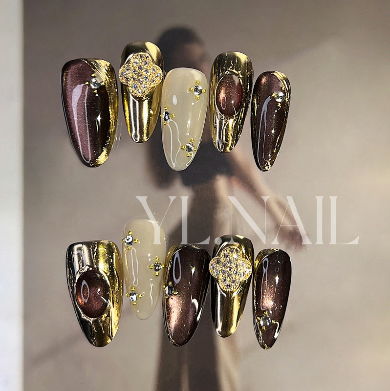 【Yl.Nail Nineteenth Century】Handmade Nail Tips ins Niche Cat Eye Autumn and Winter Whitening High-End Wearable Nails