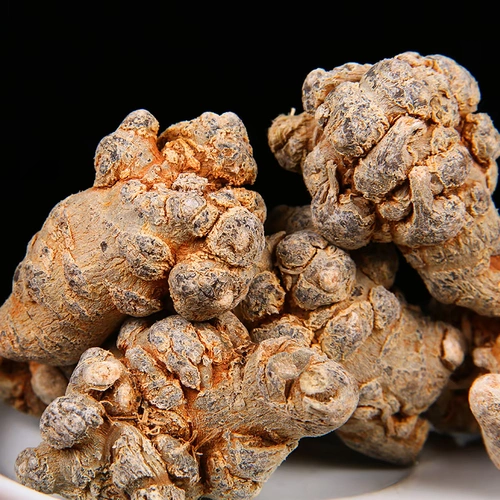 万河 Sanqi Yunnan Wenshan Football 30 лет старых товаров, фанатов 500 г, разум, подлинный сердечный зеленый