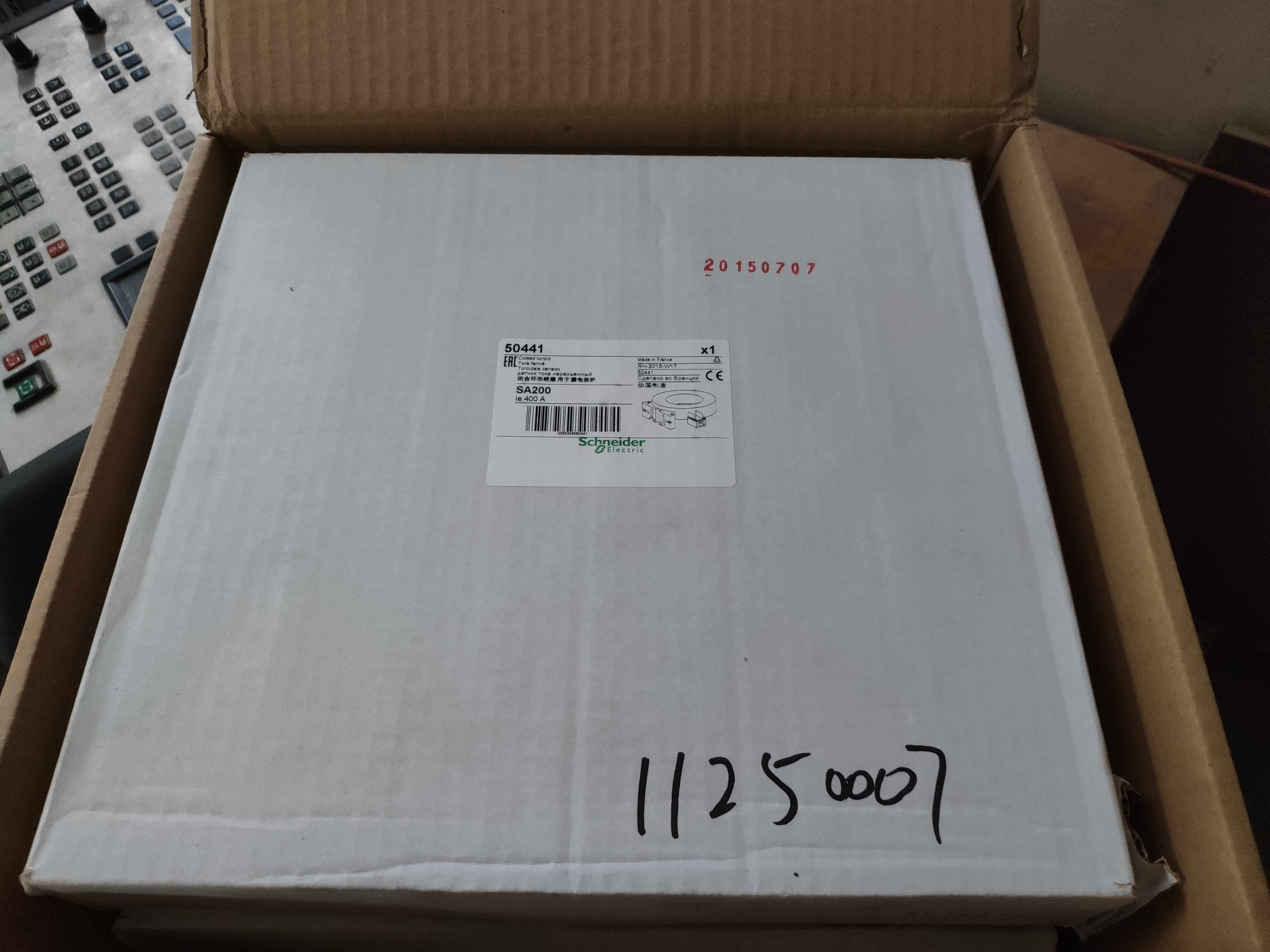 New Schneider SA200 50441 insulation detection device annular Hall sensor