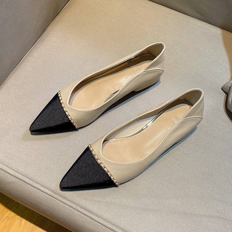 Shallow mouth pointed toe female 2022 summer new fashion all-match French metal chain square with thick heels and low heels
