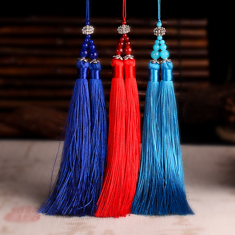 Double whisker tassel spike Ancient Chinese style fan Tassel spike pendant Group fan folding fan accessories Tassel accessories decorations