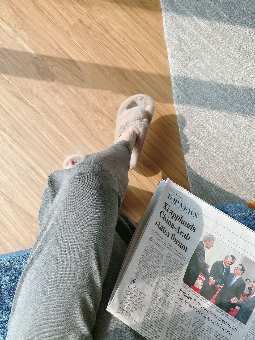 (Discount area does not return) hanging sports leisure slim lace-up knitted pants Black gray floor wide leg pants