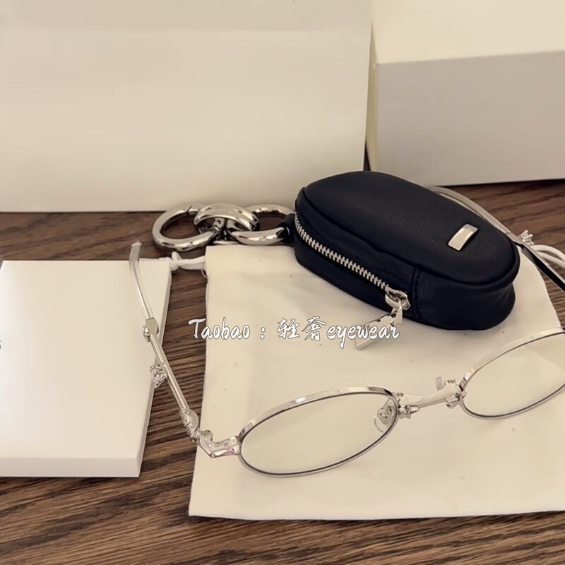 2025 Metal Oval Pocket Folding Eyeglass Frame for Women, Fashionable High-Sense Diamond Glasses Trend