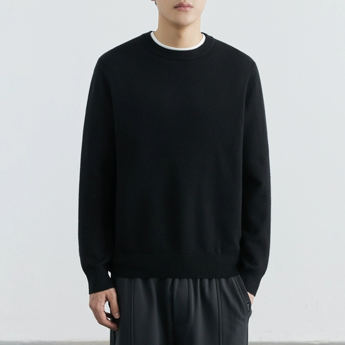 Однотонный свитер