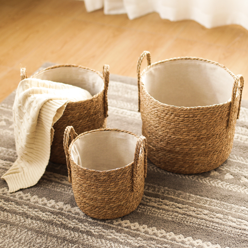 Handmade woven straw woven containing basket with handle Dirty Clothes Basket Clothes Basket Clothing Lou Minutia Decorative Fields Garden Wind Flower Pots