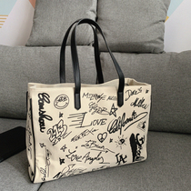 New Japanese tide graffiti tote bag womens bag bag personality canvas bag travel oblique cross large capacity shoulder bag