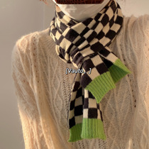 VAUTO Everything can be checkerboard knit scarf Womens autumn and winter siged black and white green side 100 hitch student round neck