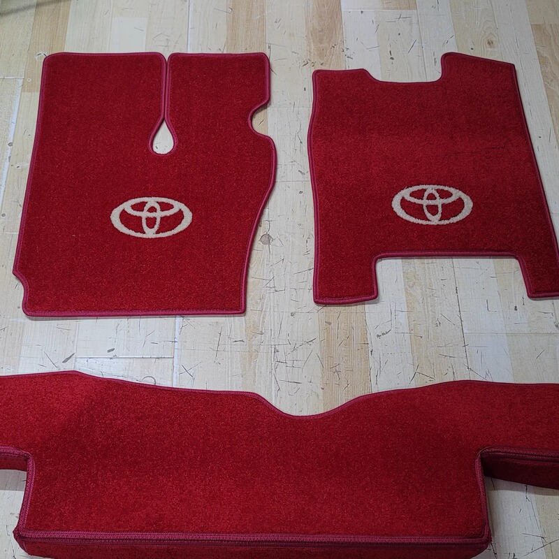 Toyota Coaster Driver's and Passenger's Foot Mats Are Newly Made, and the Color Can Be Chosen Toyota Coaster Driver's and Passenger's Foot Mats Are Newly Made, and the Color Can Be Chosen