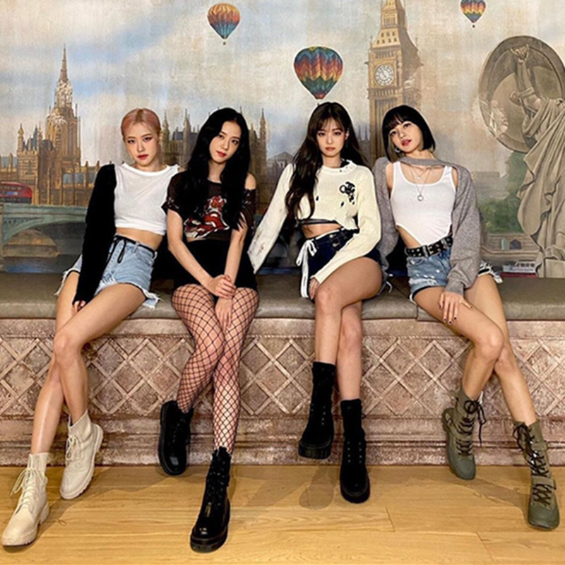 Korean Girl Group Blackpink's Kim Ji-Ni (Lisa) Practice Room Style Ultra-Short Long-Sleeved Rose Denim Shorts That Make You Look Slim
