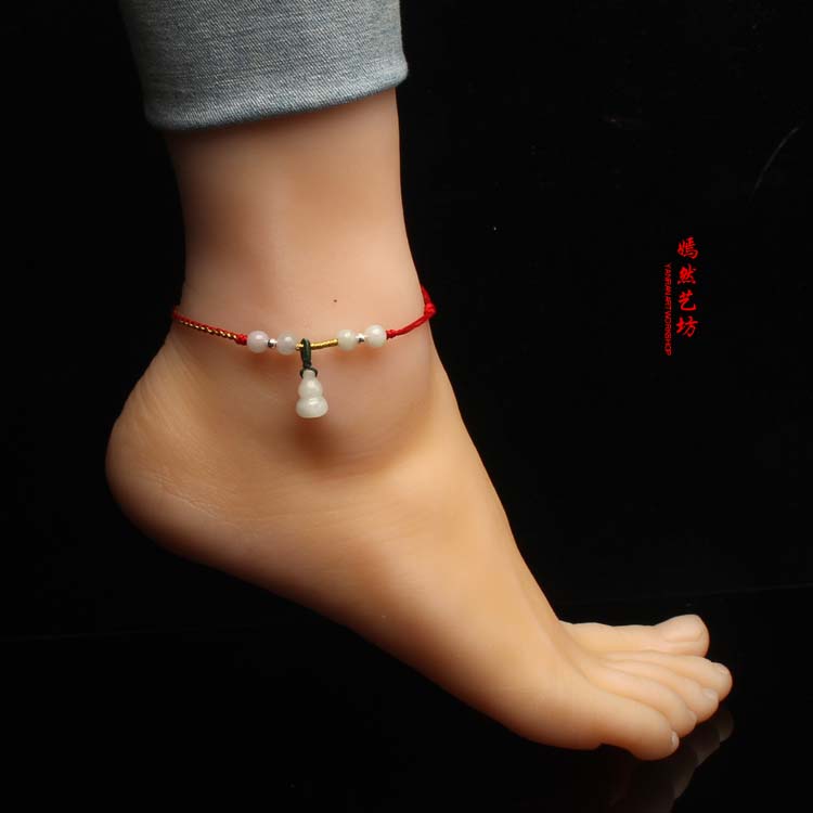 Một lớp ngọc bích ngọc đỏ vòng chân dây chuyền 99 chân bạc chuyển hạt đỏ chân dây thừng nam và nữ vòng tay năm nay vòng chân titin ko gỉ