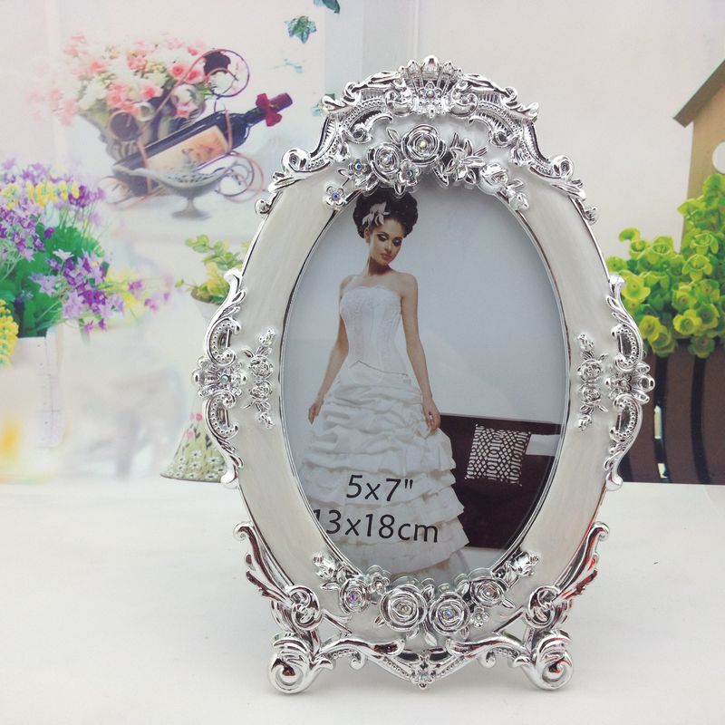 10inch European-Style Electroplated Silver-White Lace Photo Frame Creative Display Stand for Living Room and Bedroom Photo Wall Oval Photo Frame 10inch European-Style Electroplated Silver-White Lace Photo Frame Creative Display Stand for Living Room and Bedroom Photo Wall Oval Photo Frame