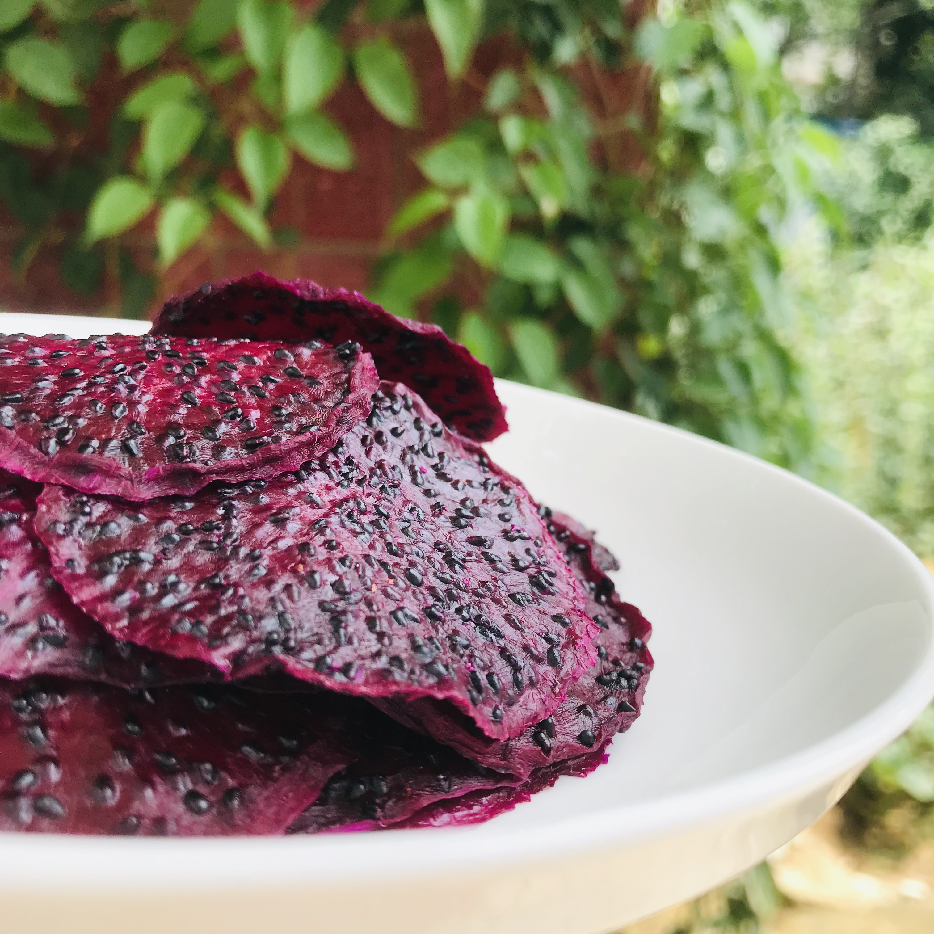 Sugar-free red heart dragon fruit dried soaked water net red fruit tea peeled 50g can be directly dried to eat no added fruit tea