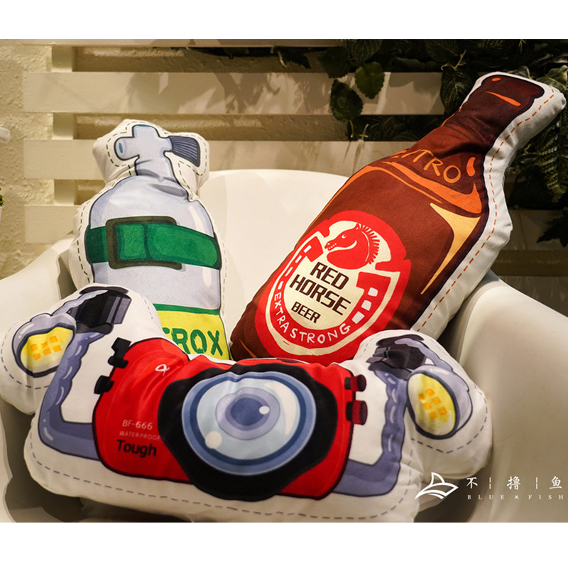 Original hand-painted lazy pillow, diving cylinder, diving camera, diver's pillow, creative pattern pillow