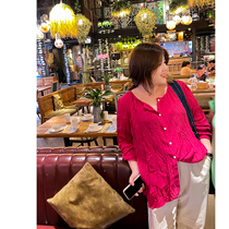 (8 8 10:00 forever love) natural folds are very comfortable. Raspberry red pleated top