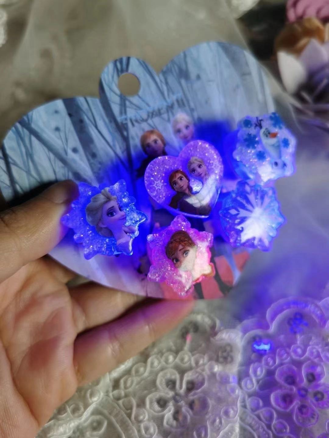 Snow Princess Lightlight Plastic Ring Group Dress Family Birthday Gift Accessories with Switch Quality