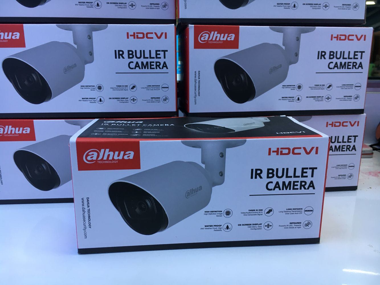 HAC-HFW1400TP Dahua English version Overseas version 4MP coaxial camera English