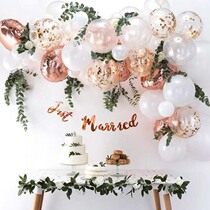 Romantic creative Net red ins Wind wedding balloon package proposal confession wedding room Valentines day background scene decoration