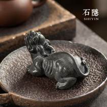  Shi Yin sculpture handmade black gold stone head color-changing tea pet ornaments can raise lucky tea to play with Pixiu tea ceremony gifts