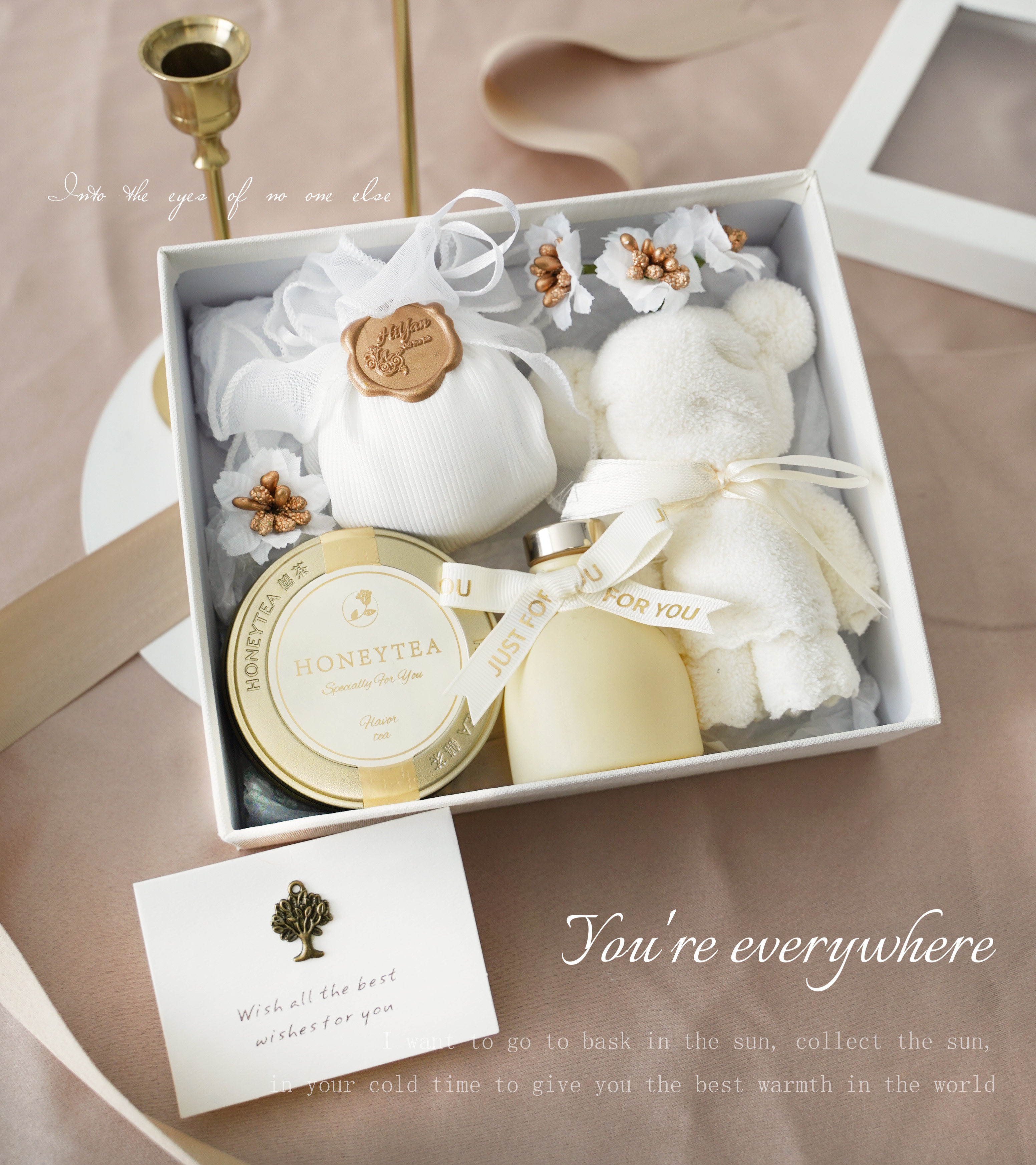 Bridesmaid's bridegroom wedding companion gift wedding gift company Employee holiday gift Business Back to the practical gift box