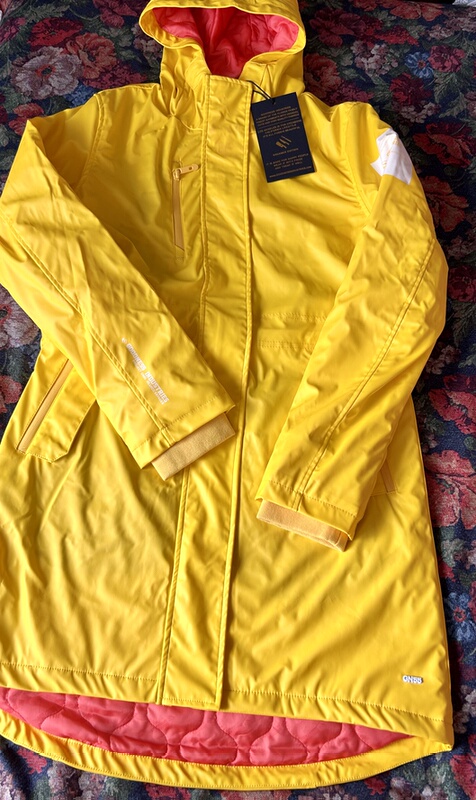American Style Colorful Eye-Catching Outdoor Rain and Snow Resistant Windproof Mid-Length Cotton Trench Coat Jacket