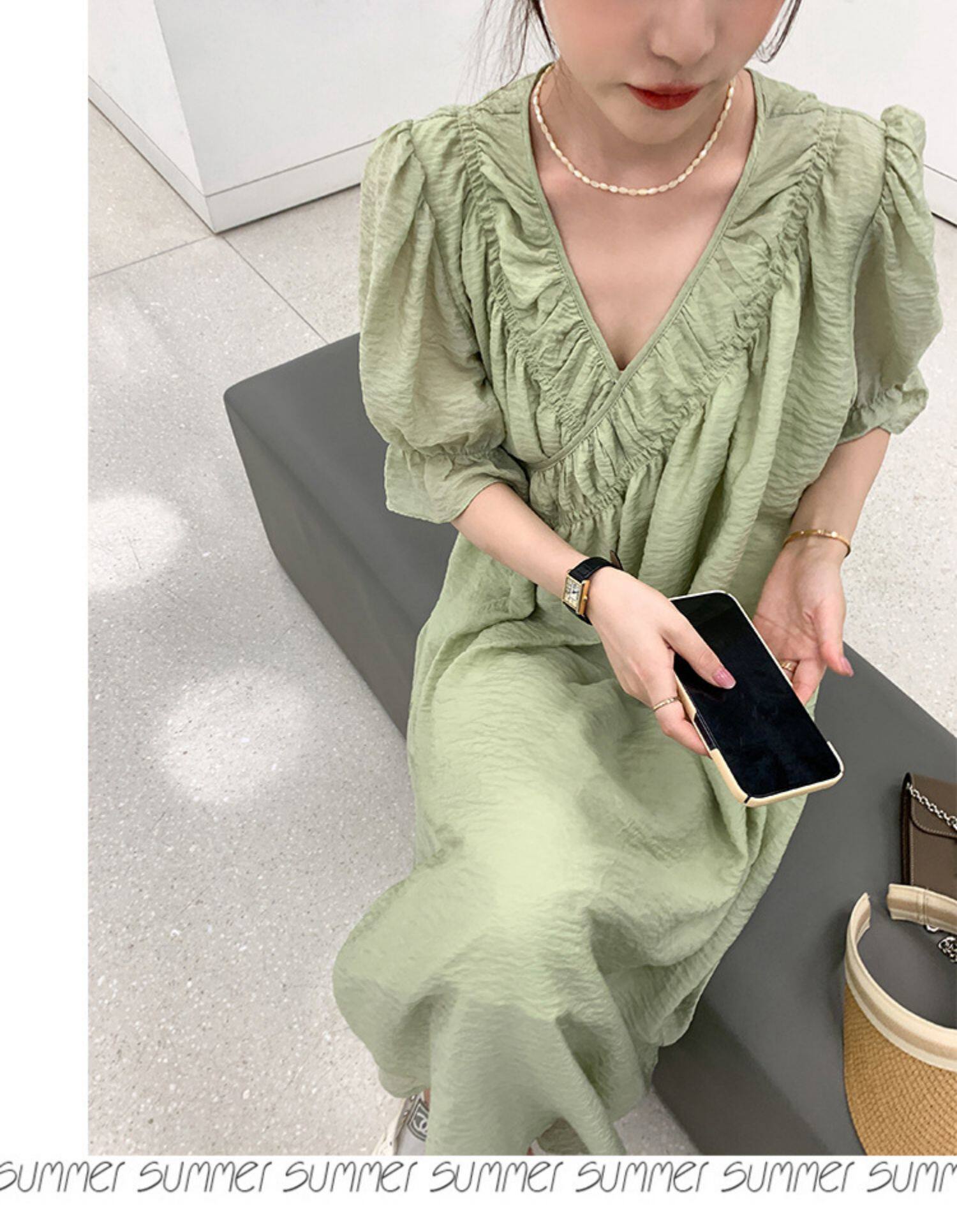 2022夏季温柔风无领绑带披挂式V领连衣裙女系带收腰显瘦A字裙详情29