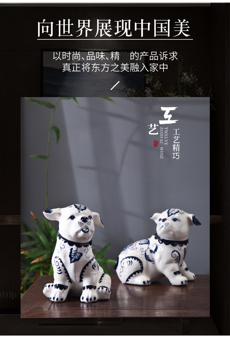 Blue and white porcelain ceramic dog sitting room adornment TV ark, creative express dog furnishing articles furnishing articles household act the role ofing is tasted tea table
