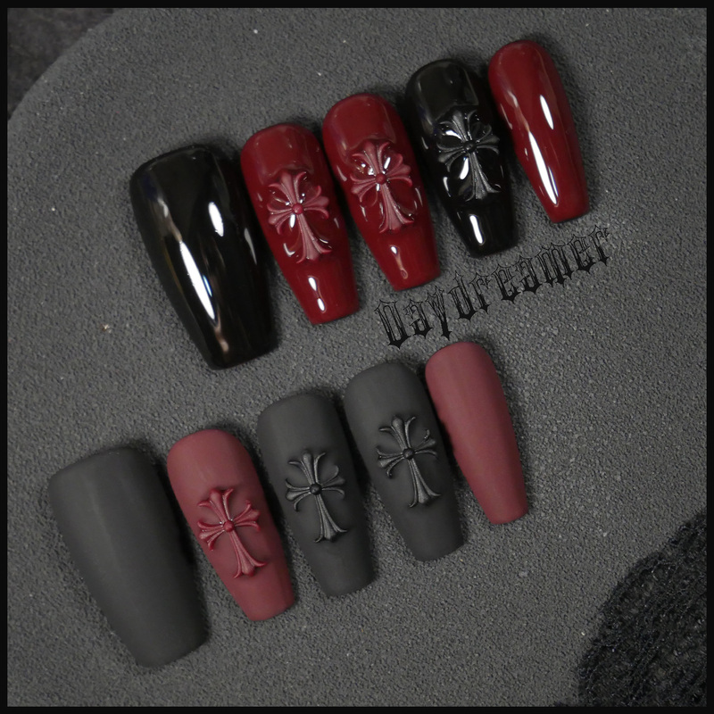[Daydreamer] Black and Red Reversible Cross Dark Gothic Niche Personalized Handmade Wearable Nails