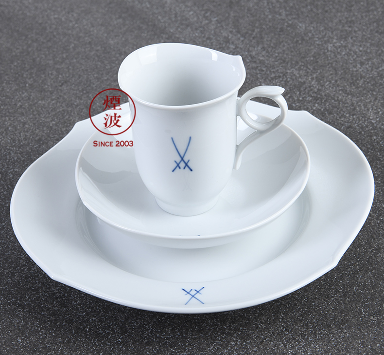 Germany mason mason meisen porcelain magic wave pure cobalt blue double sword red cup of coffee cups and saucers