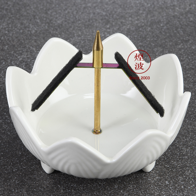 Those Japanese doves in the hall, a lotus vortex coil incense incense coil refined with ceramic incense buner there are sweet