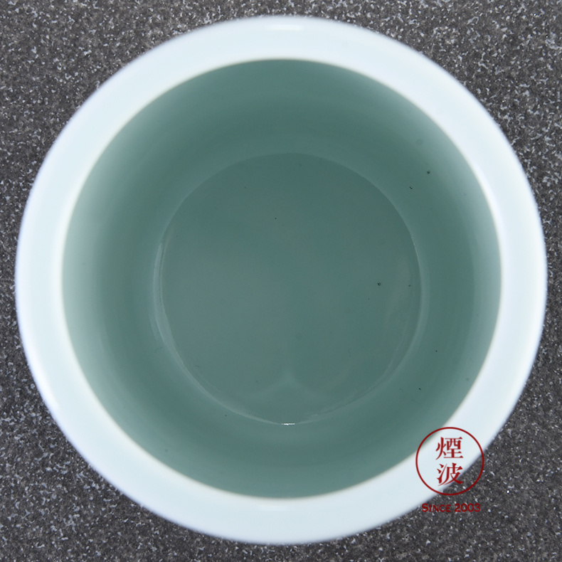 Those blue and white porcelain jingdezhen nine calcinations hand - made kudan admirable green glaze, the eight immortals pen container