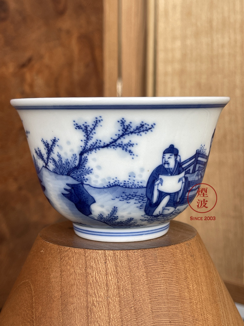 Jingdezhen lesser RuanDingRong made lesser money between blue and white garden poetry may leave keller cup