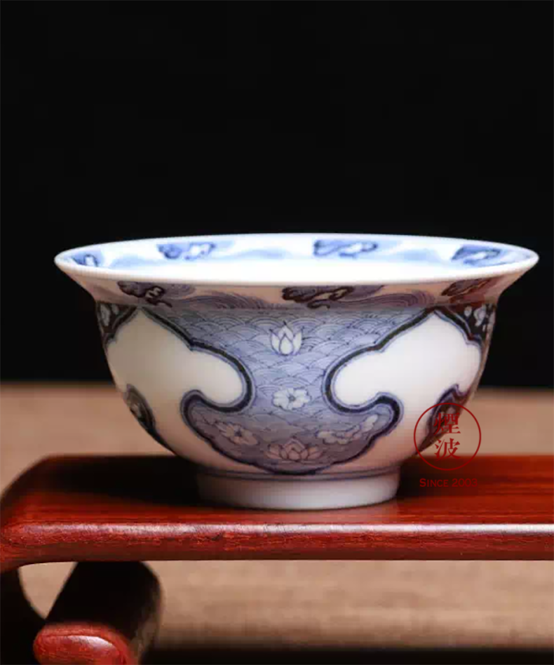 Jingdezhen sleep mountain hidden up reform movement of blue - and - white ruyi lotus pattern sample tea cup tea cups