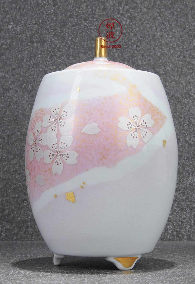 Those Japanese nine valley burn hand - made porcelain has a mountain flower dance of fragrance incense buner