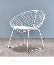 Nordic Iron Art Casual Creativity Chair Outdoor Balcony Hollowed-out Minima Dining Chair Armrests Metal Personality Patio Art Chair