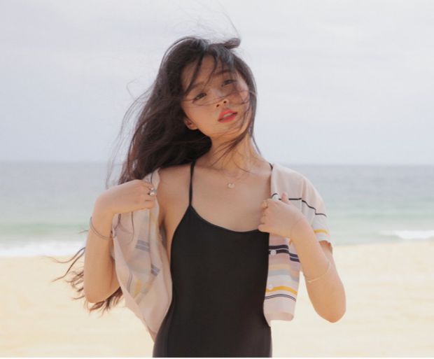 Màu đỏ ròng với bộ bikini Xiêm mới 2019 khoe ngực nhỏ ôm sát để che bụng thon gọn bộ đồ tắm suối nước nóng cho nữ đồ bơi nữ liền thân dài tay quần dài