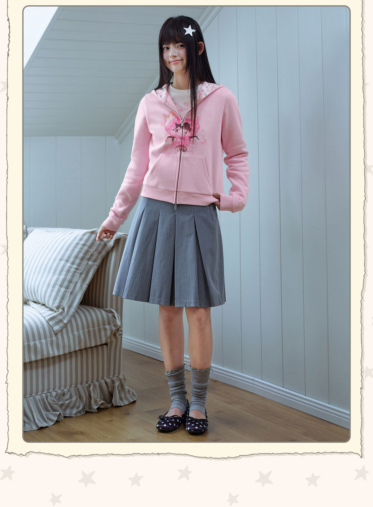 MEDM Heart Print Cropped Zip-Up Hoodie