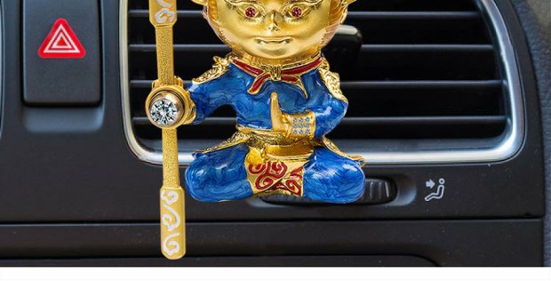 Nước hoa xe hơi Sun Wukong Xe điều hòa không khí trang trí cửa hàng Qiti Dasheng nhỏ quạt trang trí chiến đấu chiến thắng Đức Phật - Trang trí nội thất đồ trang trí dcor giá rẻ