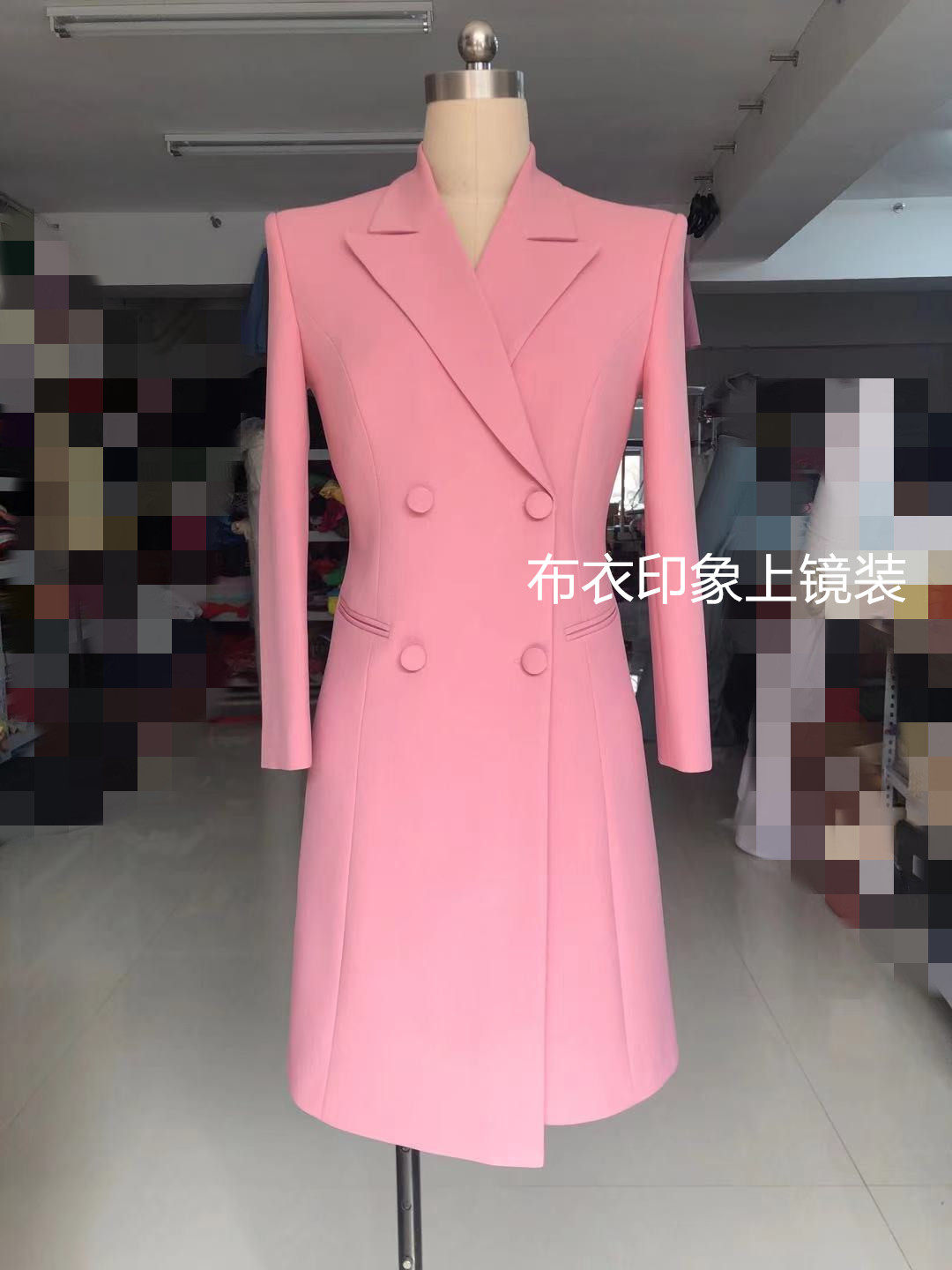 Dress impression female presenter Upper mirror Podcast announcer's art exam interview with suit foreign dress QB8166