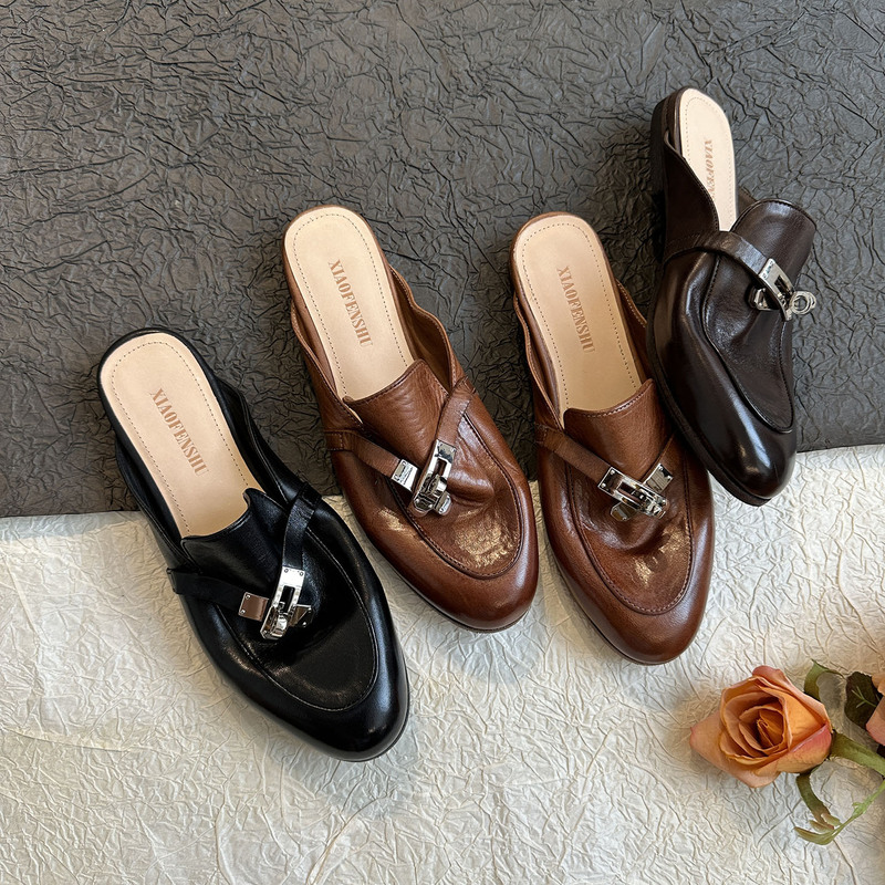 Heavy-Duty Horsehide Washed Loafers for Women, Flat Metal Buckle Closed-Toe Half-Slippers for Women, Outdoor Mules, Slip-On Sandals