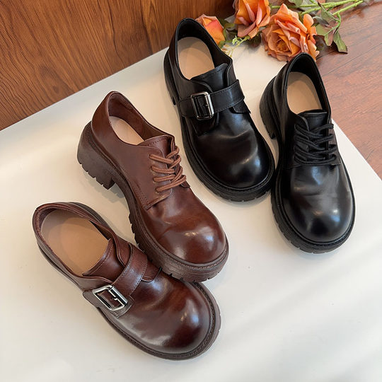 Washed horsehide retro distressed small leather shoes for women with medium heel, thick heel, belt buckle, Velcro lace, British large-toe shoes
