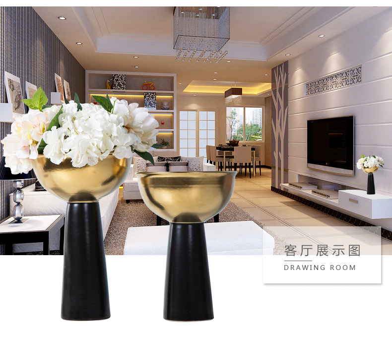 Jingdezhen ceramic vases, the sitting room porch decoration to the hotel rich ancient frame art porcelain vases black metal furnishing articles