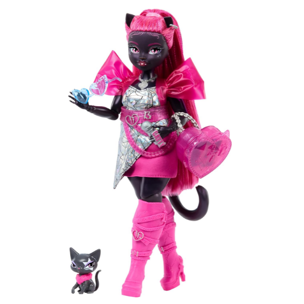 Monster High_Catty Noir Doll с амулетами котят