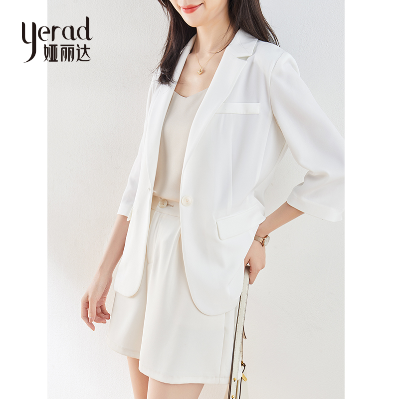 Ya lida white small suit jacket woman 2022 Summer 70% sleeves Short-style jacket small subthin suit