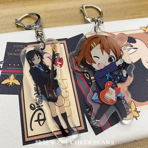Мультяшные дизайнерские музыкальные инструменты, акриловая гитара, милый брелок, подарок на день рождения