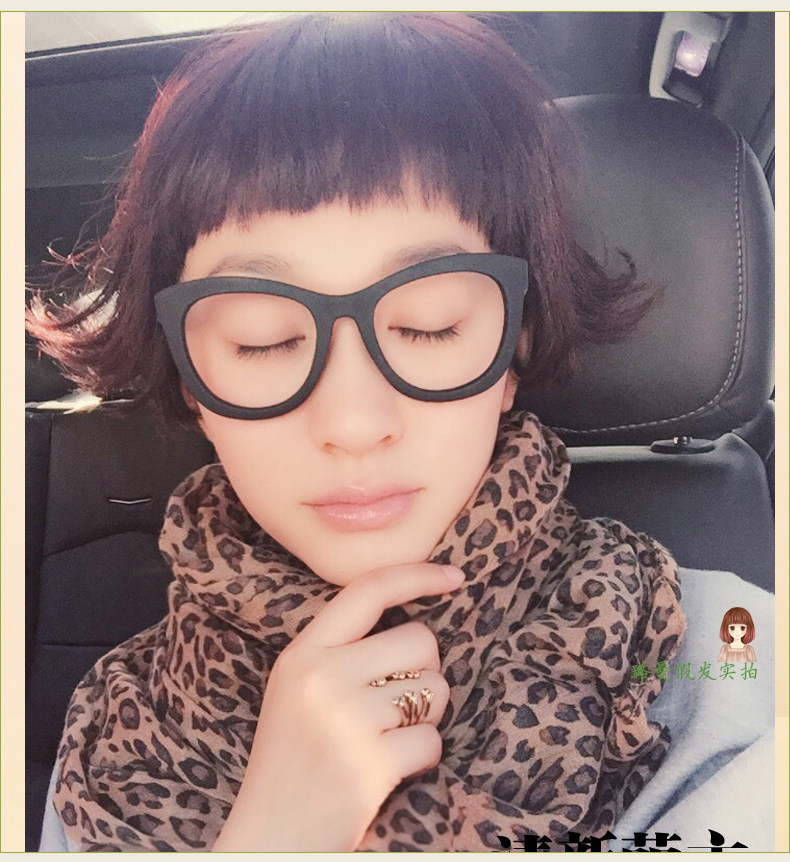 Perruque cheveux raides Court - Ref 2613406 Image 16