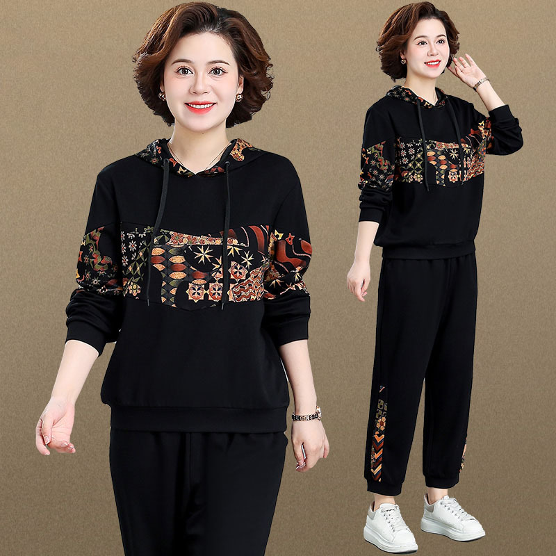 Middle-Aged and Elderly Mothers' Autumn Clothing 2026 Fashionable Sportswear Casual Suit for Women Middle-Aged Tops Sweatshirt Two-Piece Set Middle-Aged and Elderly Mothers' Autumn Clothing 2026 Fashionable Sportswear Casual Suit for Women Middle-Aged Tops Sweatshirt Two-Piece Set
