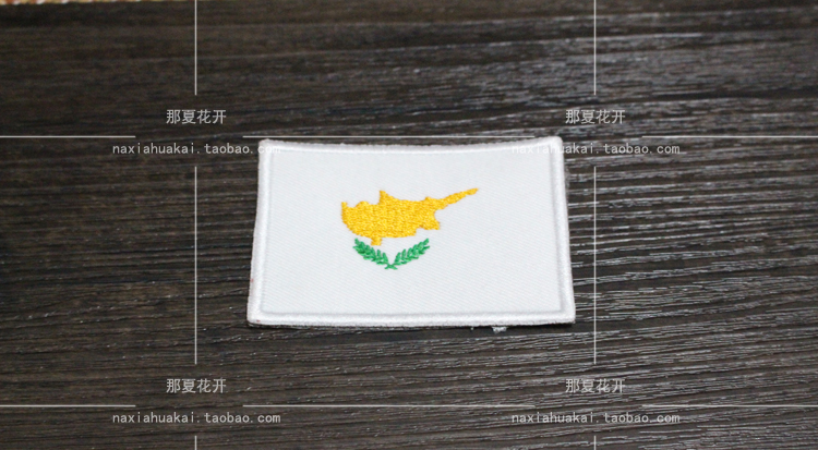 Síp dán cờ epaulettes phù hiệu thêu băng tay Velcro Trang phục phù hiệu túi có thể được tùy chỉnh - Những người đam mê quân sự hàng may mặc / sản phẩm quạt quân đội quần áo sĩ quan quân đội