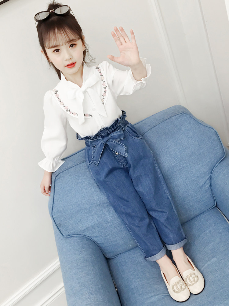 3 children 4 girls spring and autumn suit 2021 new 5 net red 6 yang pie 7 little girl 10 sports 8 clothes 12 years old tide