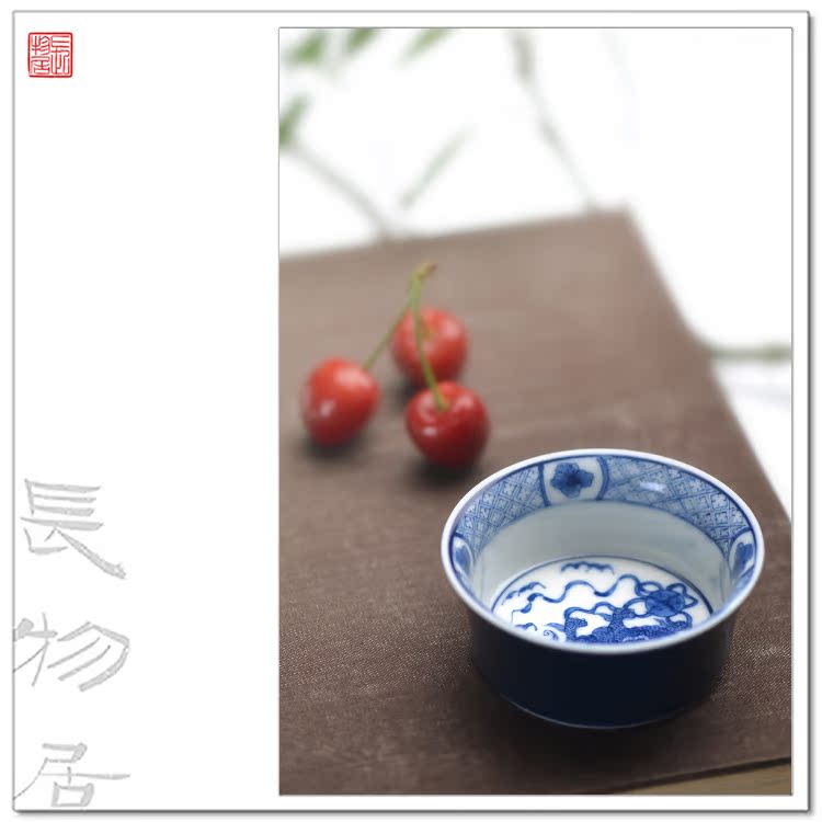 Offered home - cooked in the indigo flowers lion ball wsop cup sample tea cup jingdezhen ceramics by hand a single small tea cups